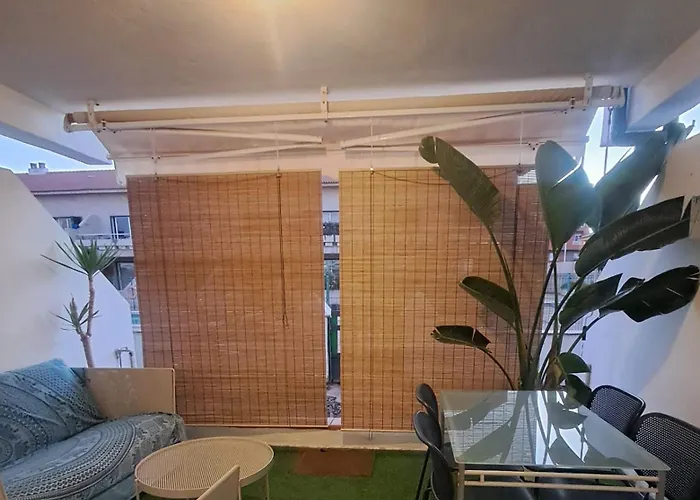 Pool Terrace * 엘메다노