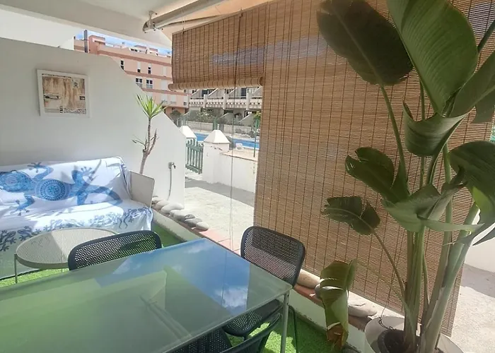 Pool Terrace * 엘메다노